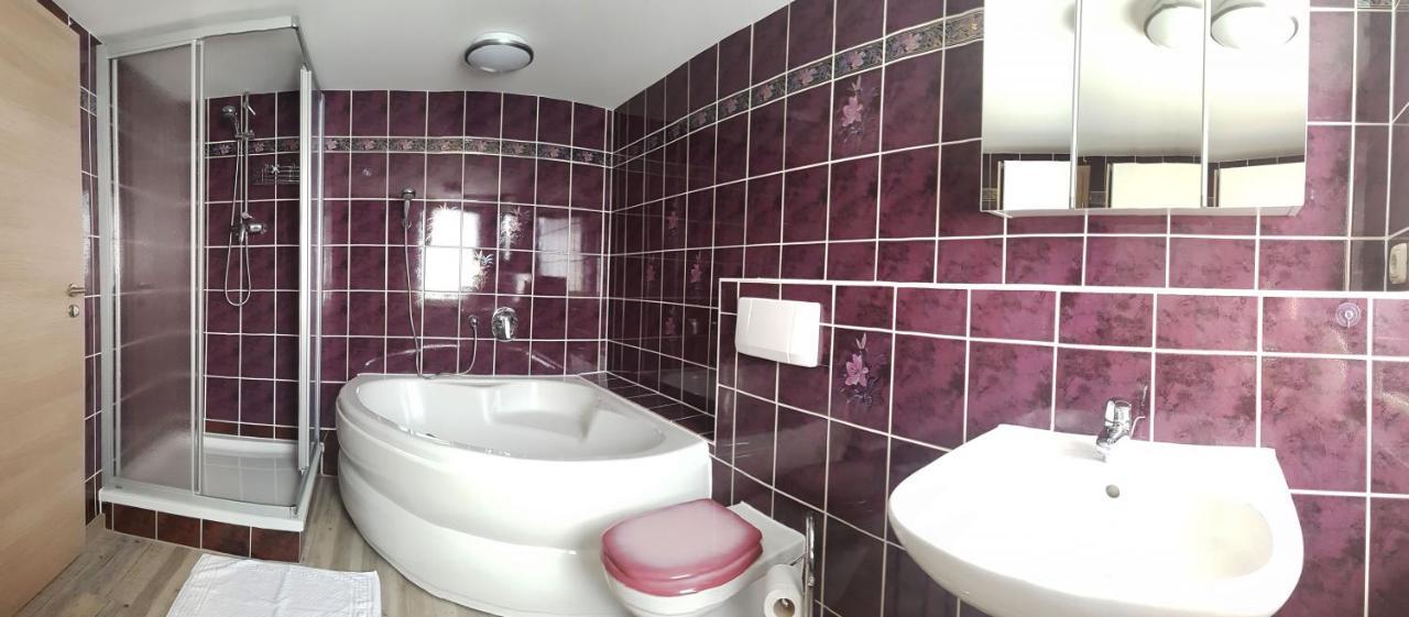 Landhotel Bienstadt 게오르겐탈 외부 사진