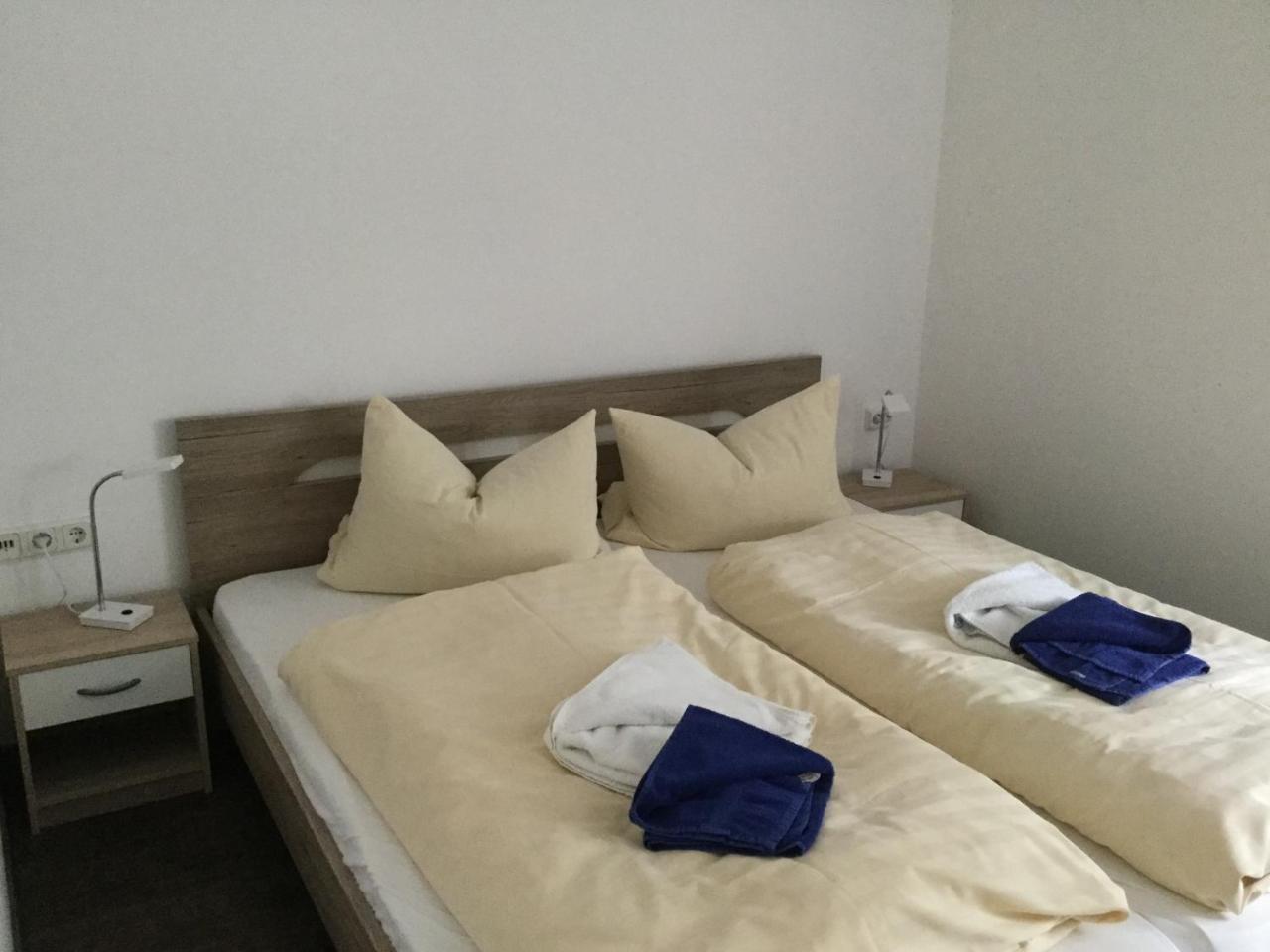 Landhotel Bienstadt 게오르겐탈 외부 사진